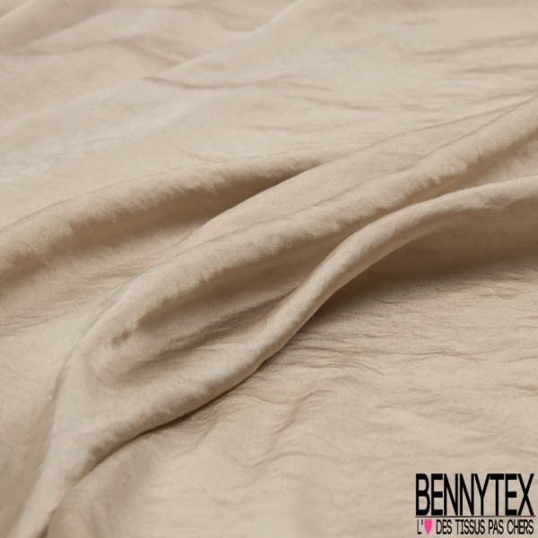 Satinette polyester froissée uni rose de nuage