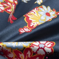 Satin coton viscose semi rigide imprimé géométrique et fleur roi blanc cassé acier rouge chinois encre de chine