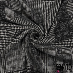 Laine tricotée noir blanc gris
