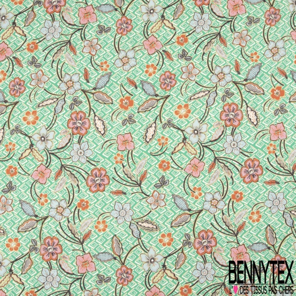 Twill satiné polyester imprimé floral cachemire fond framboise écrasée losange blanc