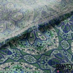 Coupon 3m Fibranne viscose imprimé kaleidoscope ton vert bleu fond blanc discret