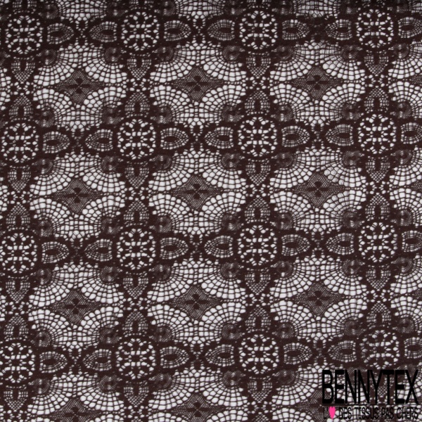 Guipure coton motif baroque coquille d'oeuf