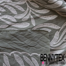 Voile de coton froissé brodé rectangle ton sur ton tilleul