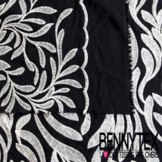 Voile de coton brodé festonné double base grand feuillage écru fond amande