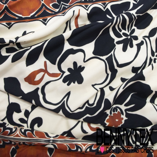 Coupon 3m Panneau Fibranne viscose imprimé floral noir naïf fond crème