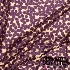 Twill satin polyester motif coup de pinceau rouge profond fond crème rosée