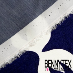 Twill satin viscose imprimé digital double base floral cachemire fond huile d'amande