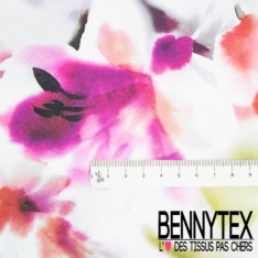 Satin polyester recyclé lourd imprimé grande fleur japonisante fond rouge profond