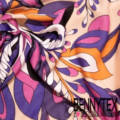 Maille double crêpe élasthanne motif léopard noir fond fushia