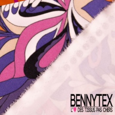 Maille double crêpe élasthanne motif léopard noir fond fushia