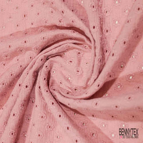 Double gaze de coton broderie anglaise rose des champs