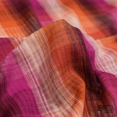 Coton gratté tissé teint motif écossais rouge cerie bleu nuit blanc optique