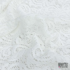 Guipure losange ajourée ton sur ton marine