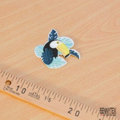 Ecusson brodé toucan forêt tropicale