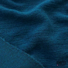 Tricot de laine bouclette noir blanc discret