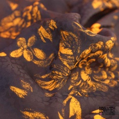 Crêpe viscose jacquard digital imprimé grande fleur mandarine fond bordeaux