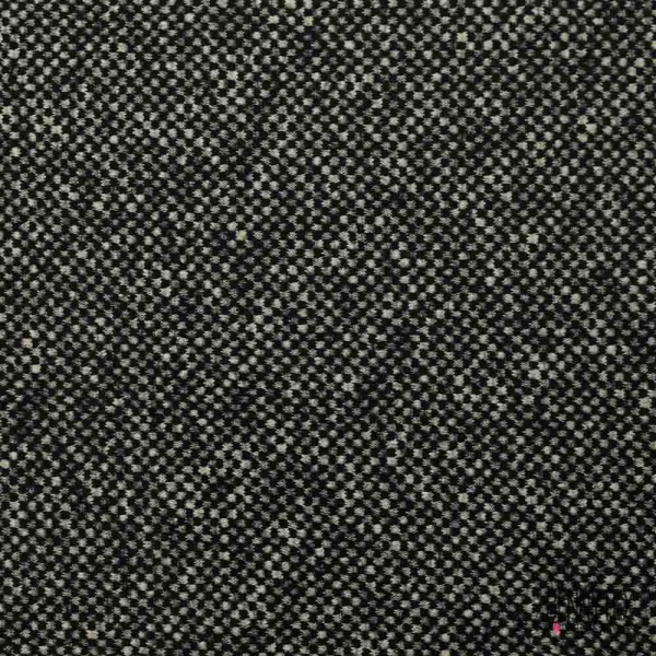 Tricot de laine damier noir gris blanc