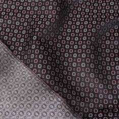 Jacquard motif floral baroque blanc cassé fond saumon pastel