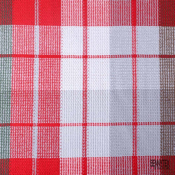 Tricot fantaisie damier asymétrique multicolore gris rouge blanc optique moutarde