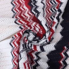 Tricot fantaisie damier asymétrique multicolore gris beige vert jade rouge noir