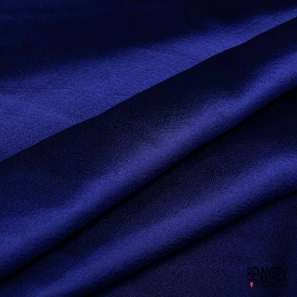 Coupon 3m satin polyester touché soie fin uni bleu lavande