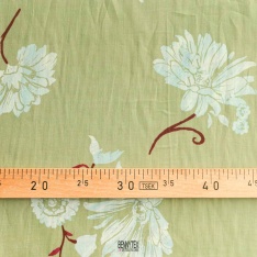 voile de coton floral fond amande