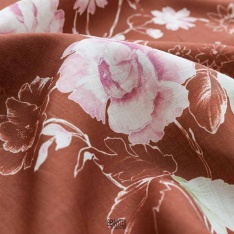 voile de gaze effet lin chemise coton fond brique fleur rose blanche