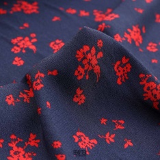 crepe viscose marocain fond noir fleurs rouge