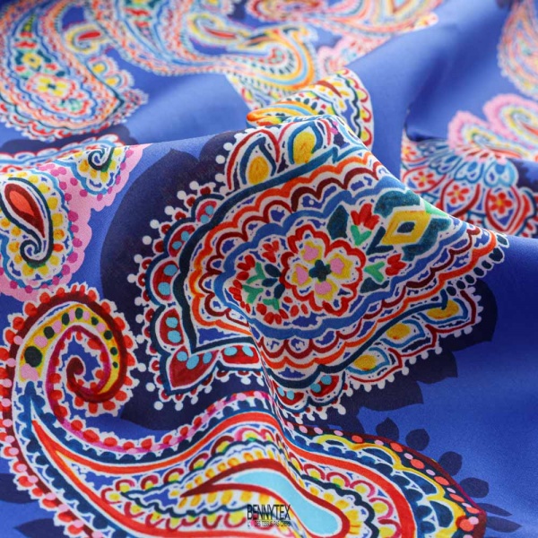 Satin viscose imprimé digital cachemire bleu royal