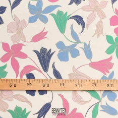 twill polyester satiné fluide fleurs multicolor fond blanc cassé
