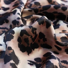 drap de satin polyester haute couture leopard tie and dye