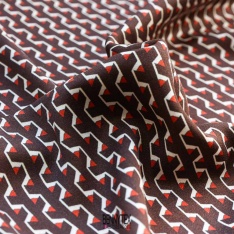 satin viscose dessin ethique geometrique fond choco petit dessin orange
