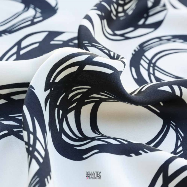 satin viscose dessin batique fond beige clair rond noir