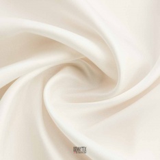 twill de soie souple blanc cassé tres haute couture