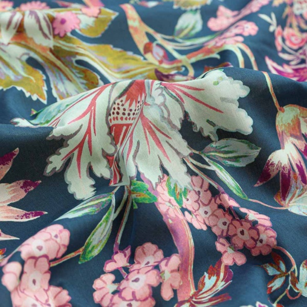 batiste de coton japonai souple a fleurs tropical marine clair