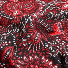 microfibre polyester imprimé cachemire fleurs fond noir et dessin carmin