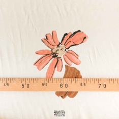 Satin viscose imprimé digital beige fond blanc cassé