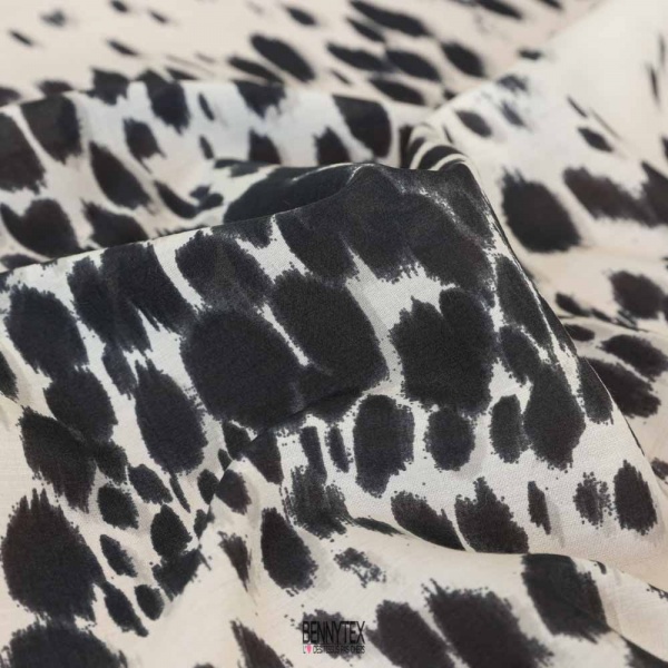 voile viscose soie tache noir fond beige sublime