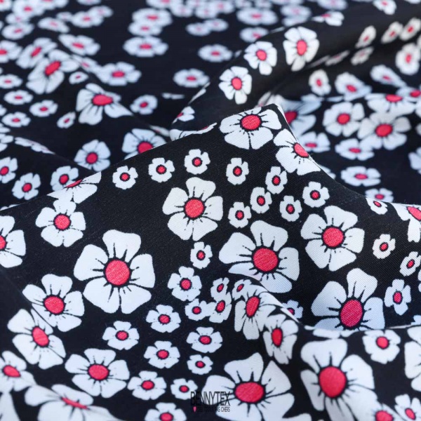 twill viscose moyenne fleurs framboise fond noir