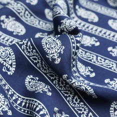 satin de viscose luxe marine cachemire sublime
