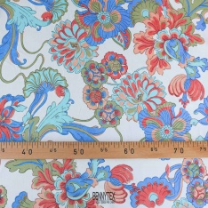 satin de coton superbe japonisant fleurs fond creme multicolour