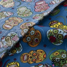 Coupon 3m coton imprimé tête de mort calaveras multicolore fond rouge de mars