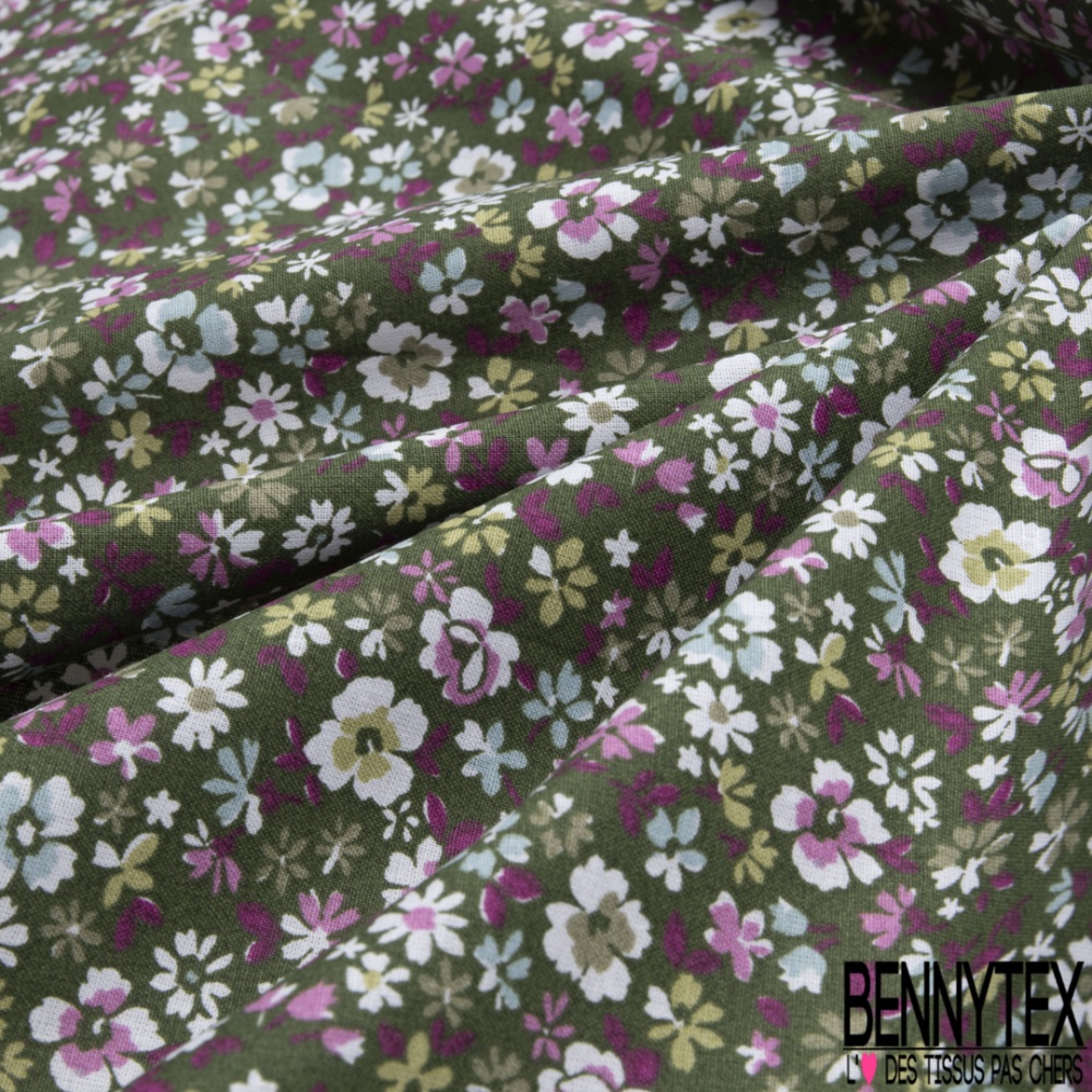 Coton imprimé fleur sauvage multicolore pastel blanc fond vert de jardin |  Bennytex vente de tissus pas cher au mètre