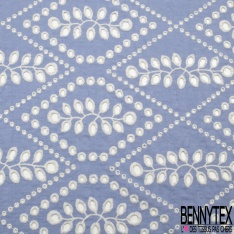 Broderie anglaise motif floral ton sur ton fond carreaux chamois saumonn petite laize double base festonnée