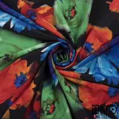 Coupon 3m Crêpe polyester imprimé grande fleur multicolore aquarelle fond noir